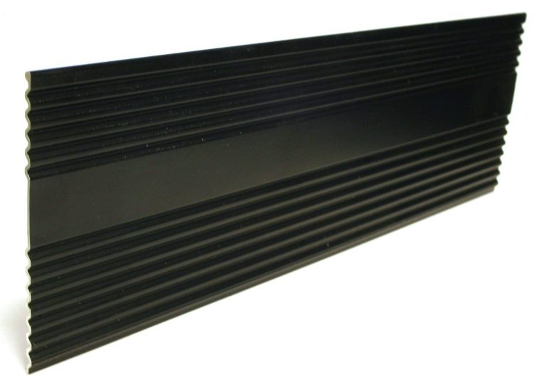 Permaloc ProLine aluminum landscape edging